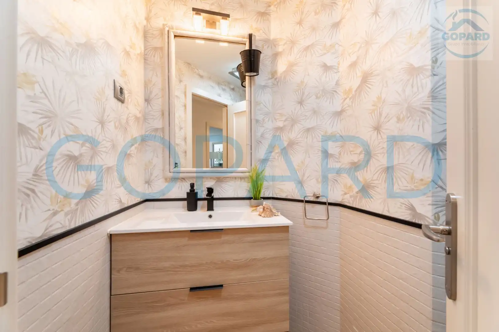 Baño de Dúplex en venta en Villanueva del Pardillo con Aire acondicionado, Calefacción y Parquet