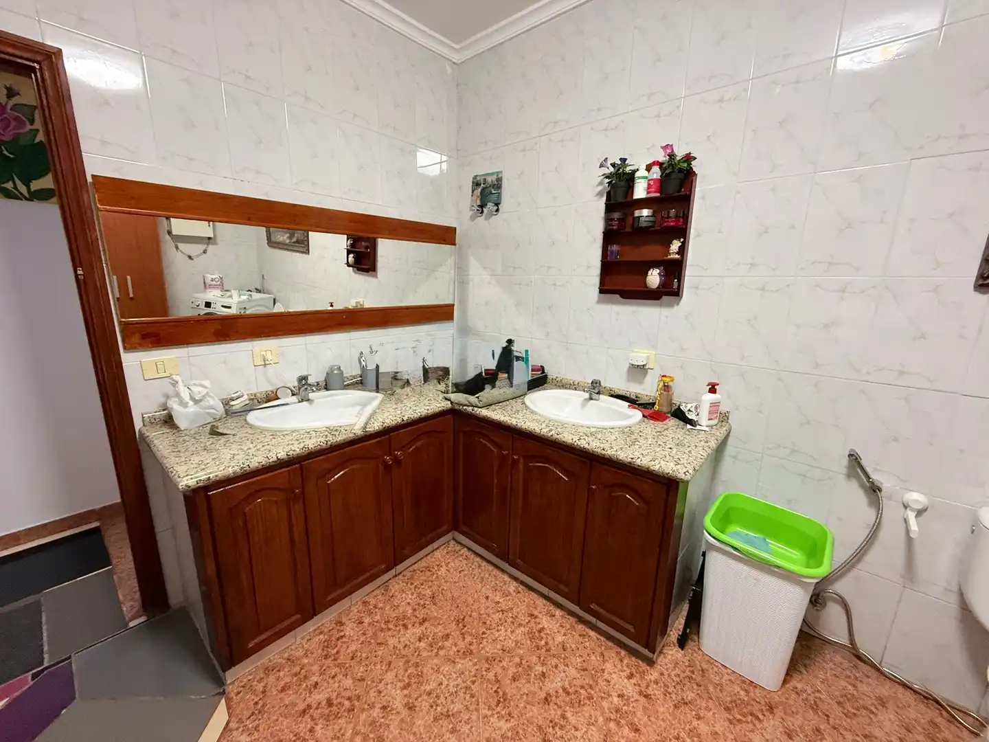 Baño de Finca rústica en venta en Telde con Jardín privado, Terraza y Amueblado