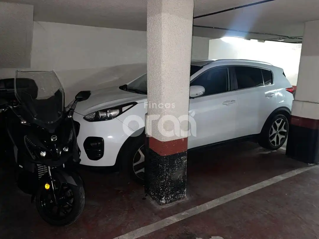 Parking de Piso en venta en Portugalete con Calefacción y Trastero
