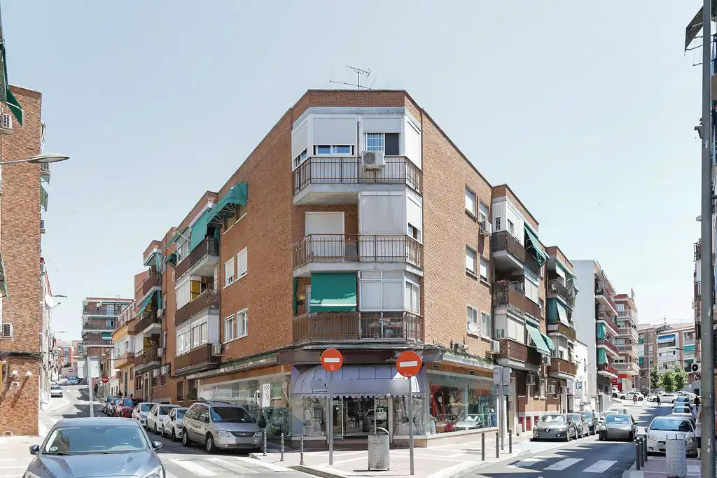 Vista exterior de Piso en venta en San Sebastián de los Reyes con Calefacción
