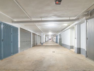 Single parking space for sale in Calle CORONEL LOPEZ PEÑA