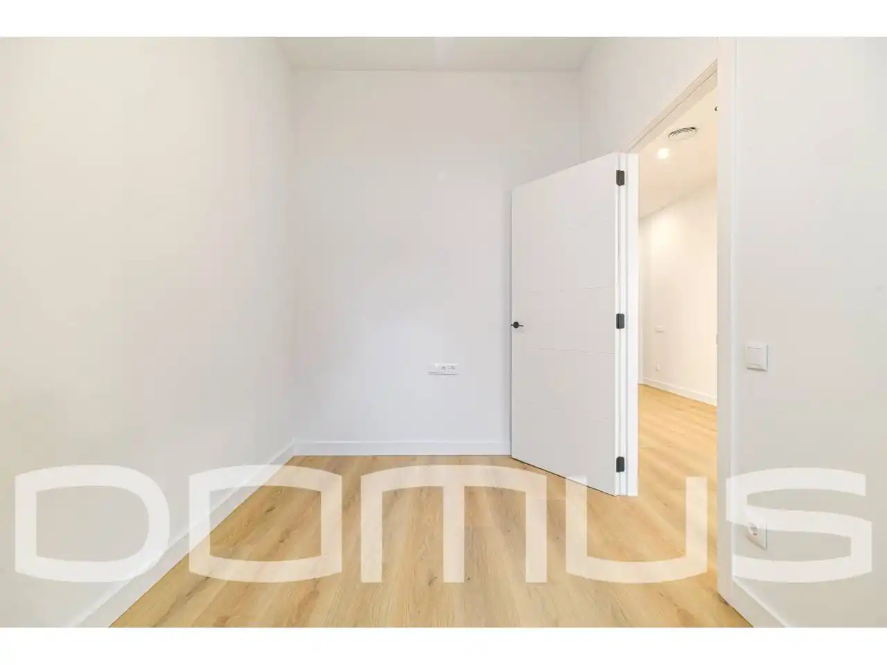 Bedroom of Flat for sale in Sant Boi de Llobregat  with Air Conditioner, Heating and Storage room
