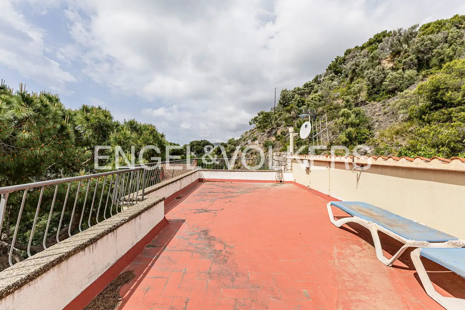 Terrassa de Casa o xalet en venda en Castelldefels amb Aire condicionat, Calefacció i Jardí privat