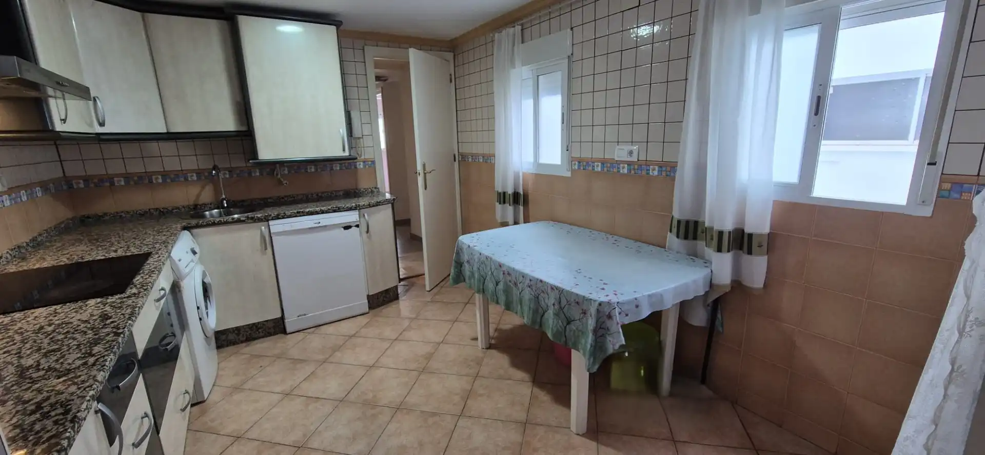 Cocina de Piso en venta en Badajoz con Aire acondicionado, Calefacción y Terraza
