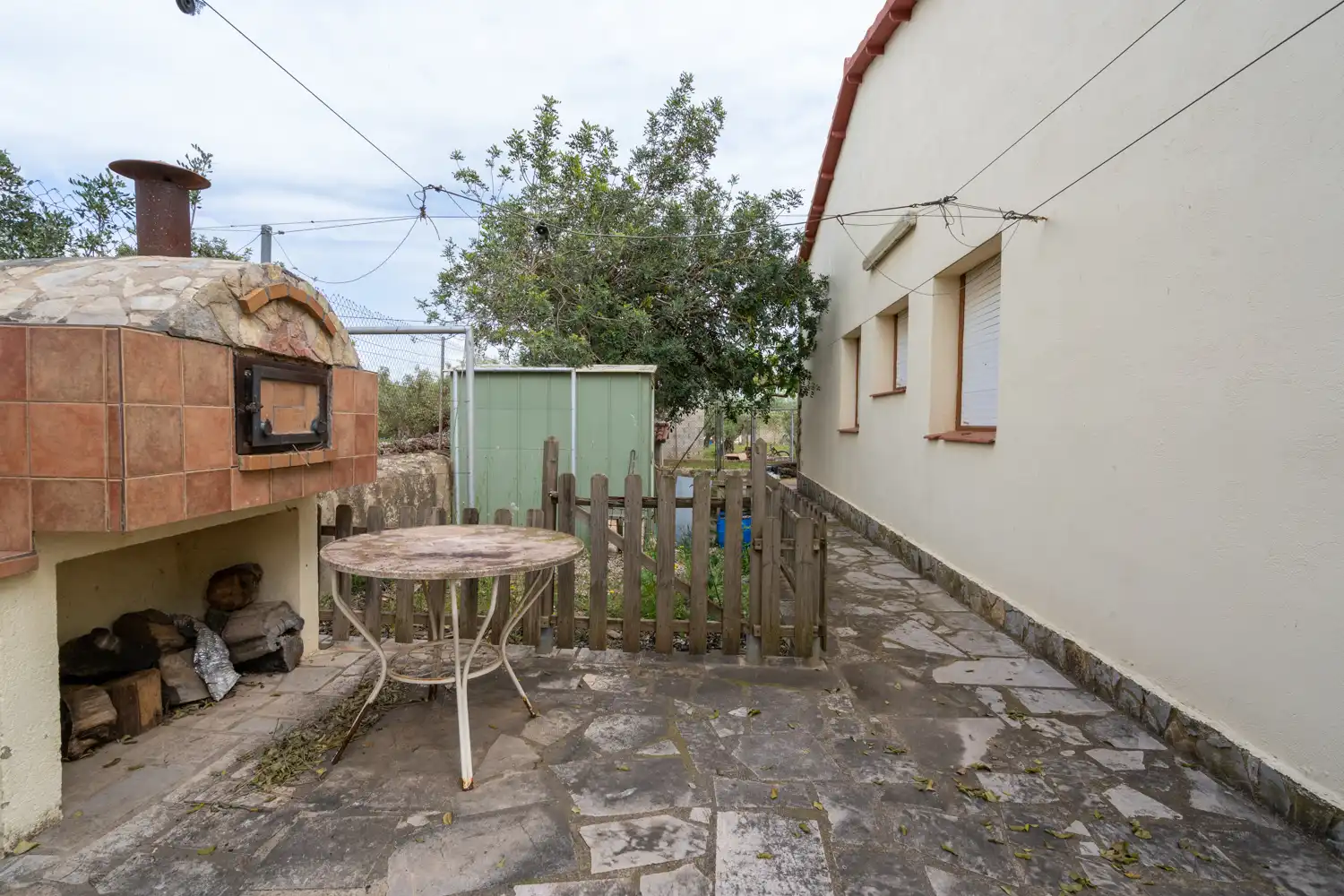 Garden of Houses for sale in Aldover  with Air Conditioner, Private garden and Terrace