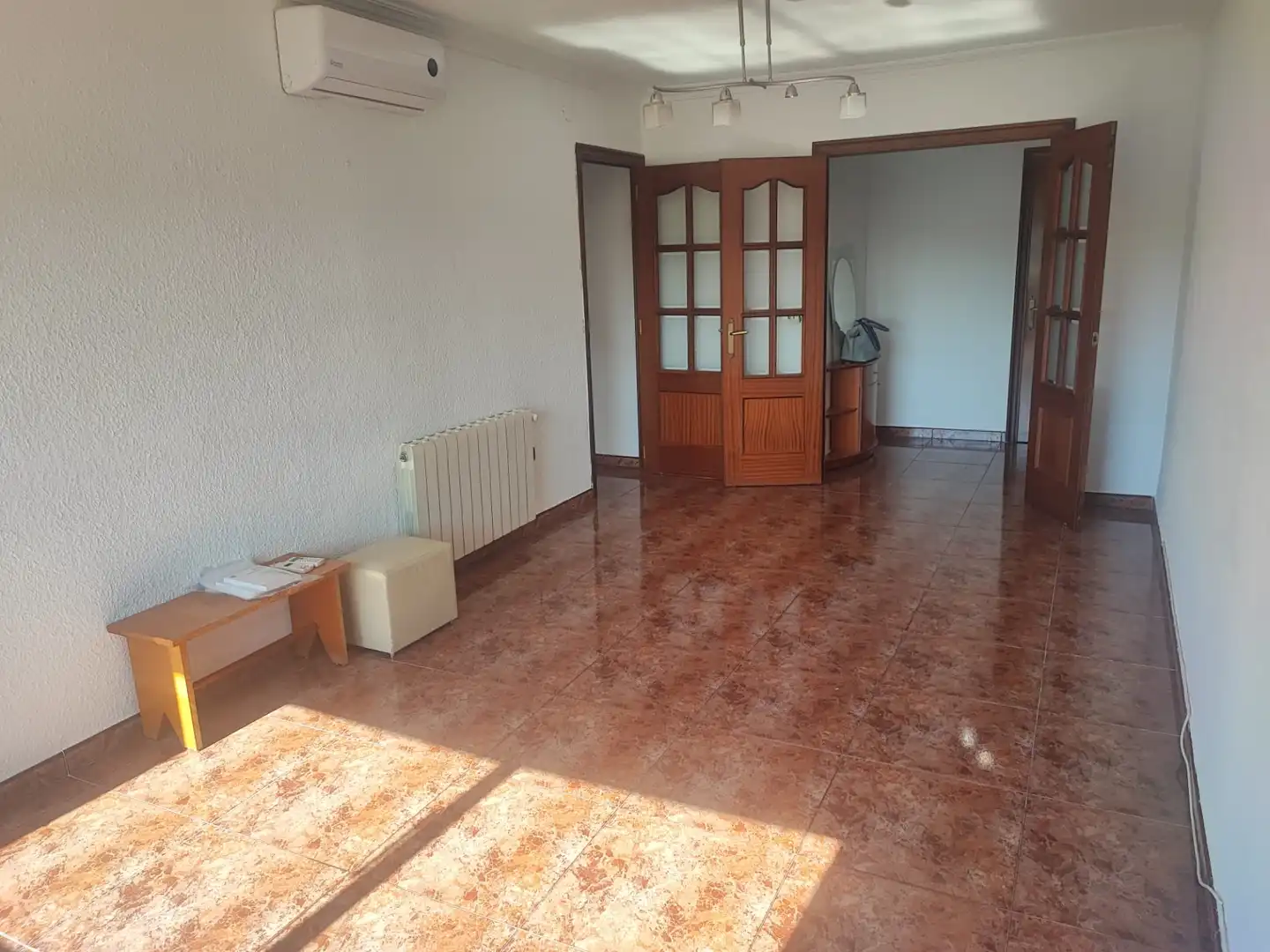 Living room of Flat for sale in Tarragona  with Air Conditioner, Heating and Oven