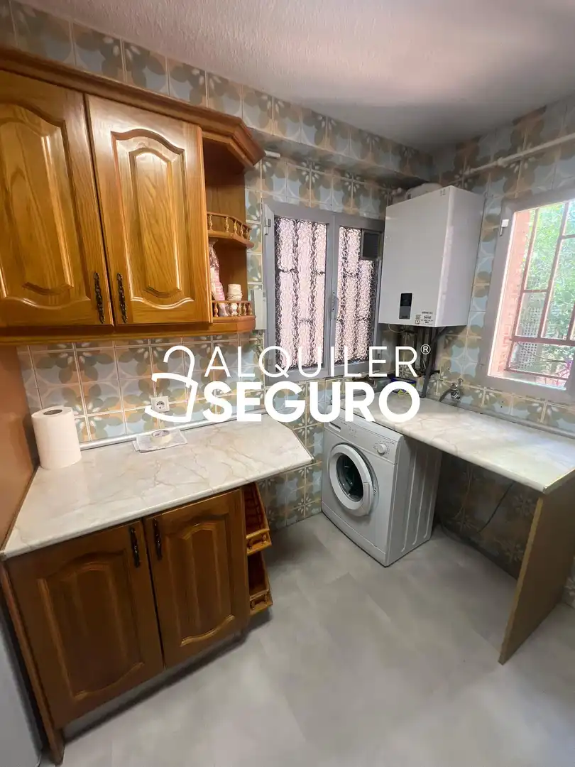 Kitchen of Flat for rent in Madrid  with Heating, Terrace and Furnished