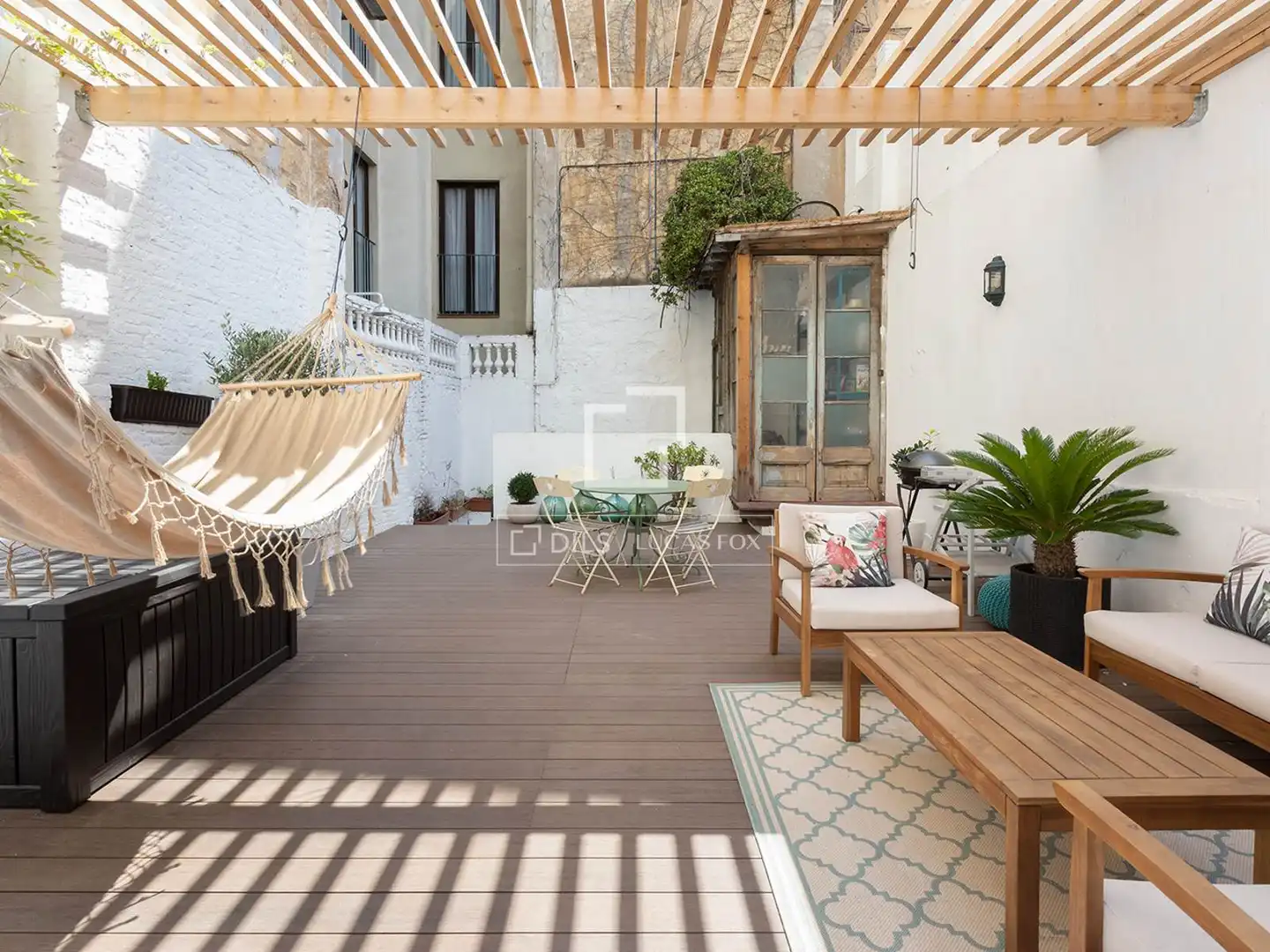 Terrassa de Pis en venda en Barcelona amb Aire condicionat, Calefacció i Jardí privat