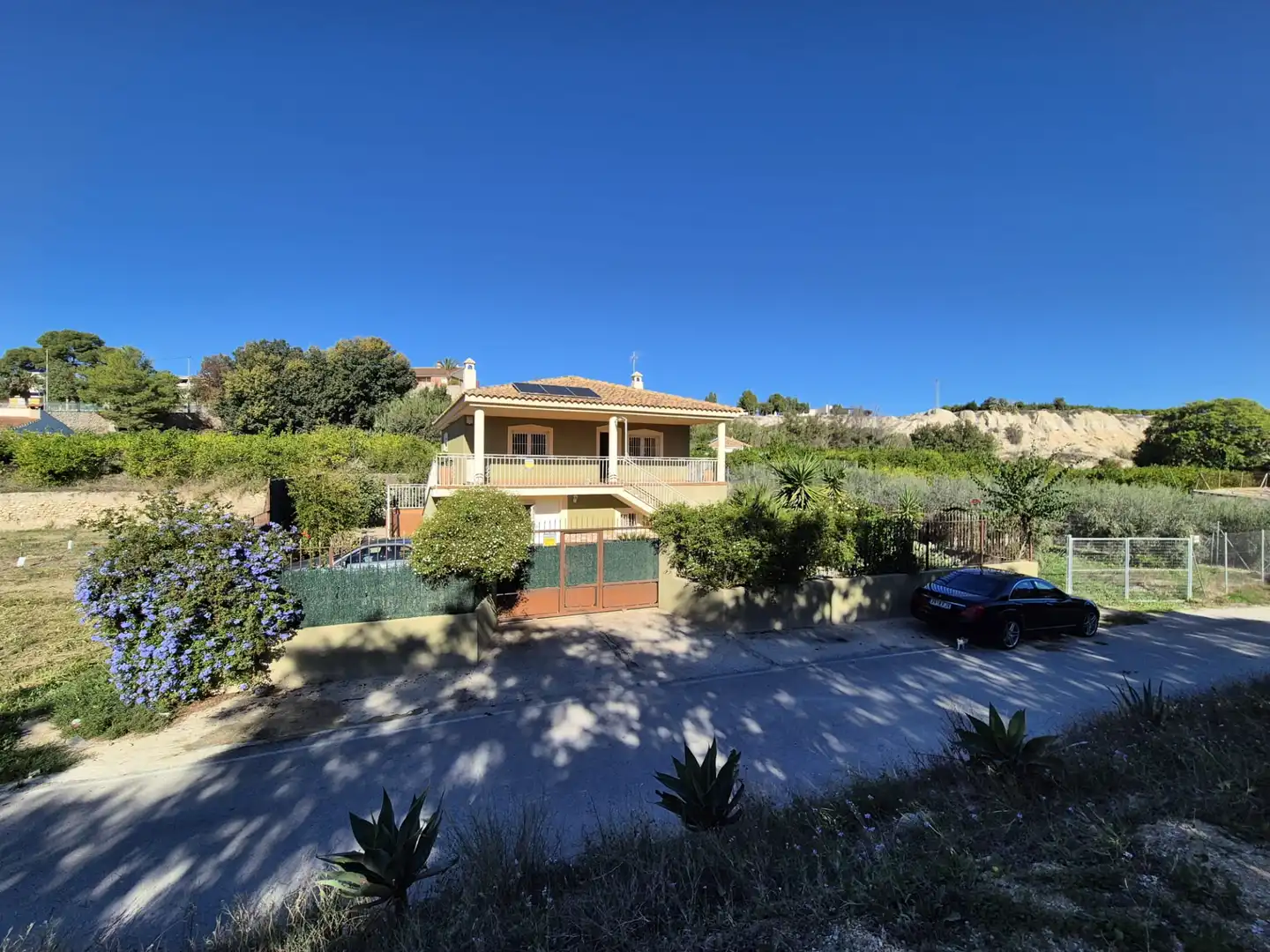Vista exterior de Casa o xalet en venda en Albudeite amb Jardí privat, Terrassa i Moblat
