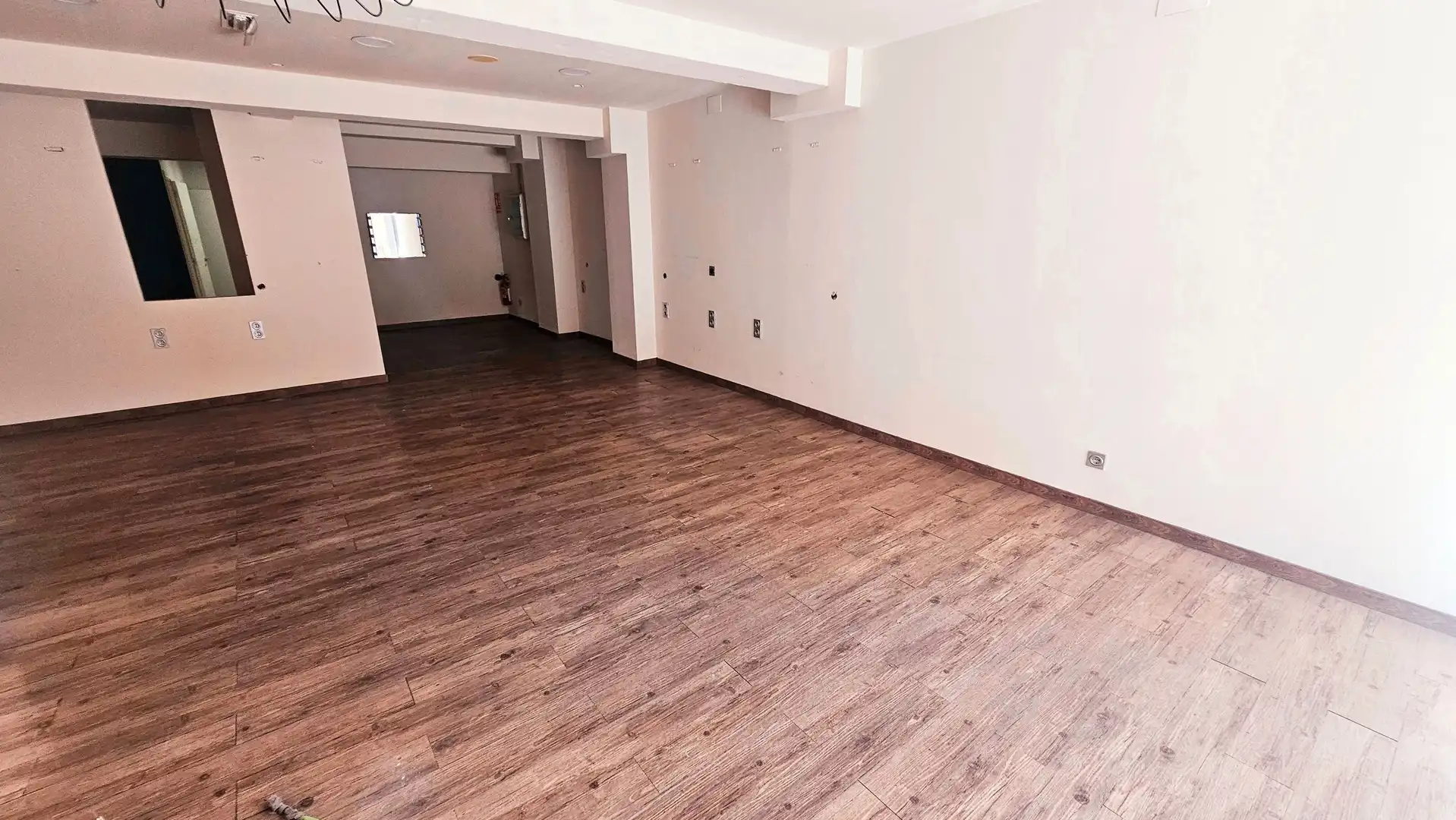 Business premises for sale in Centre, imagen 2