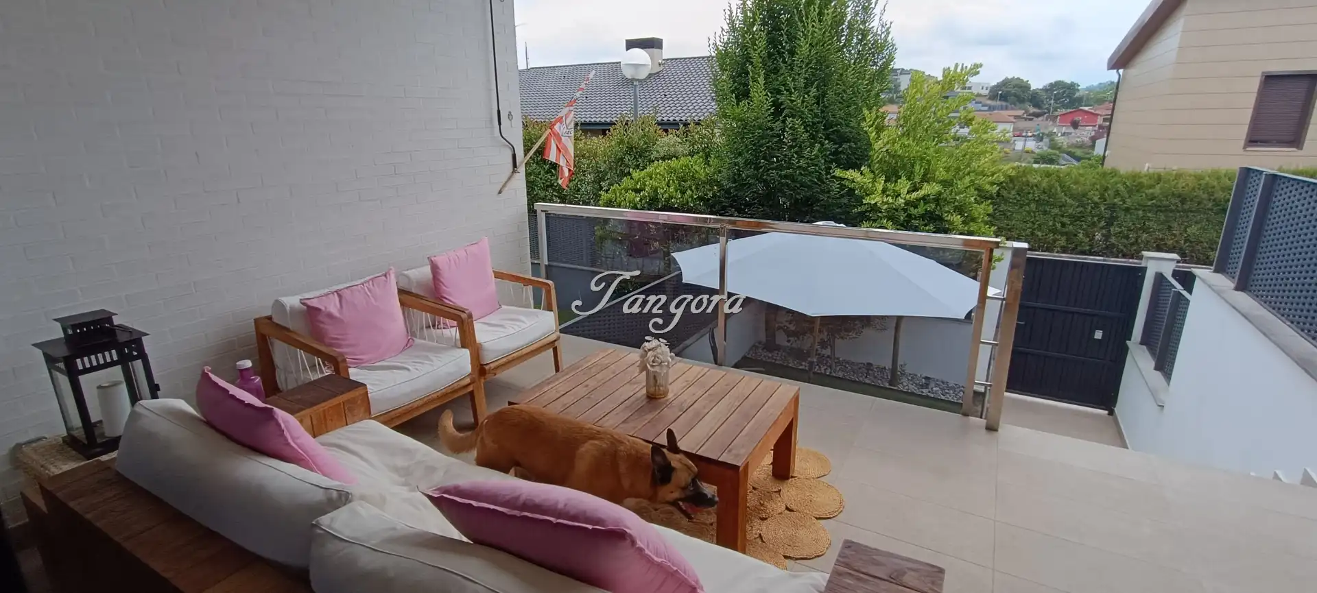 Terrassa de Casa adosada en venda en Sopela amb Calefacció, Jardí privat i Parquet