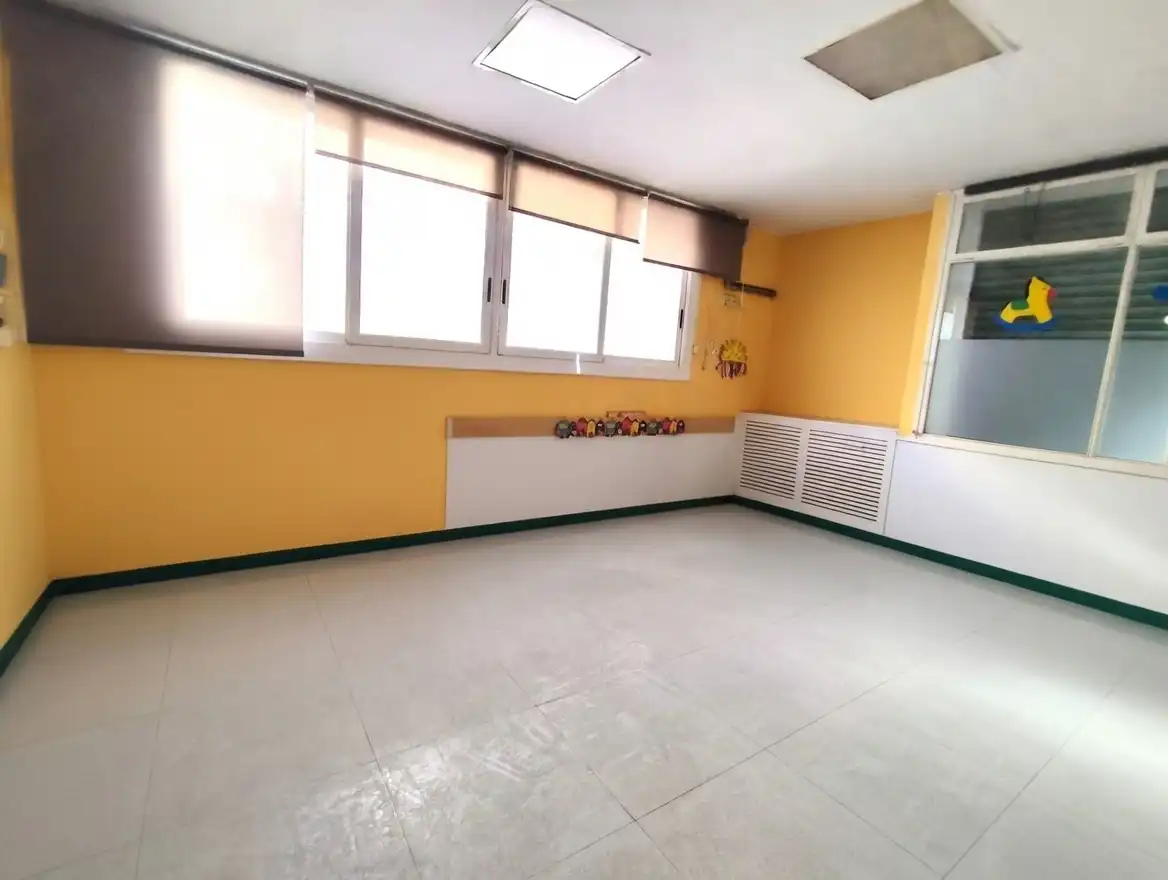 Büro zur Miete in Terrassa