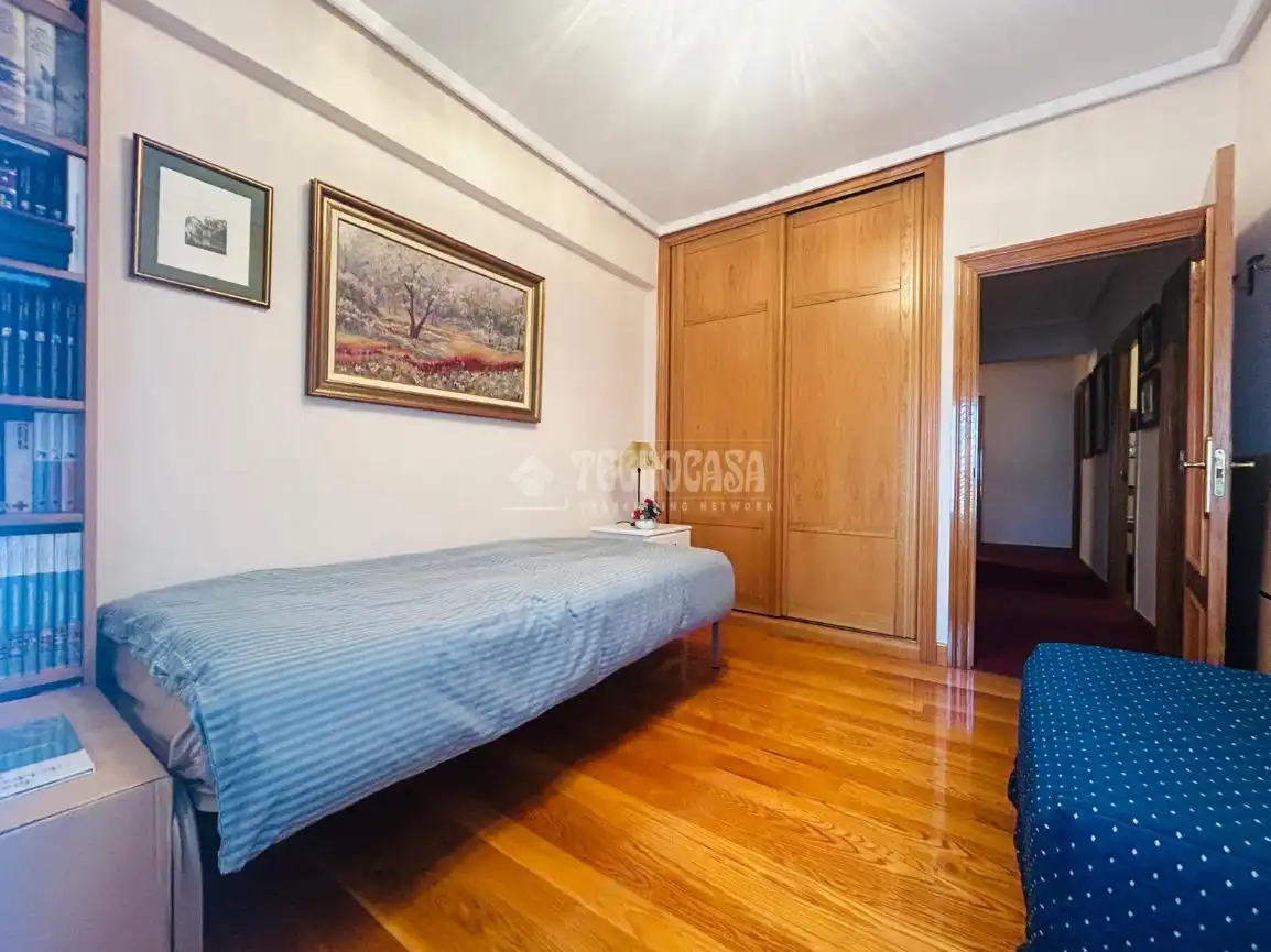 Bedroom of Flat for sale in Bilbao   with Heating and Terrace