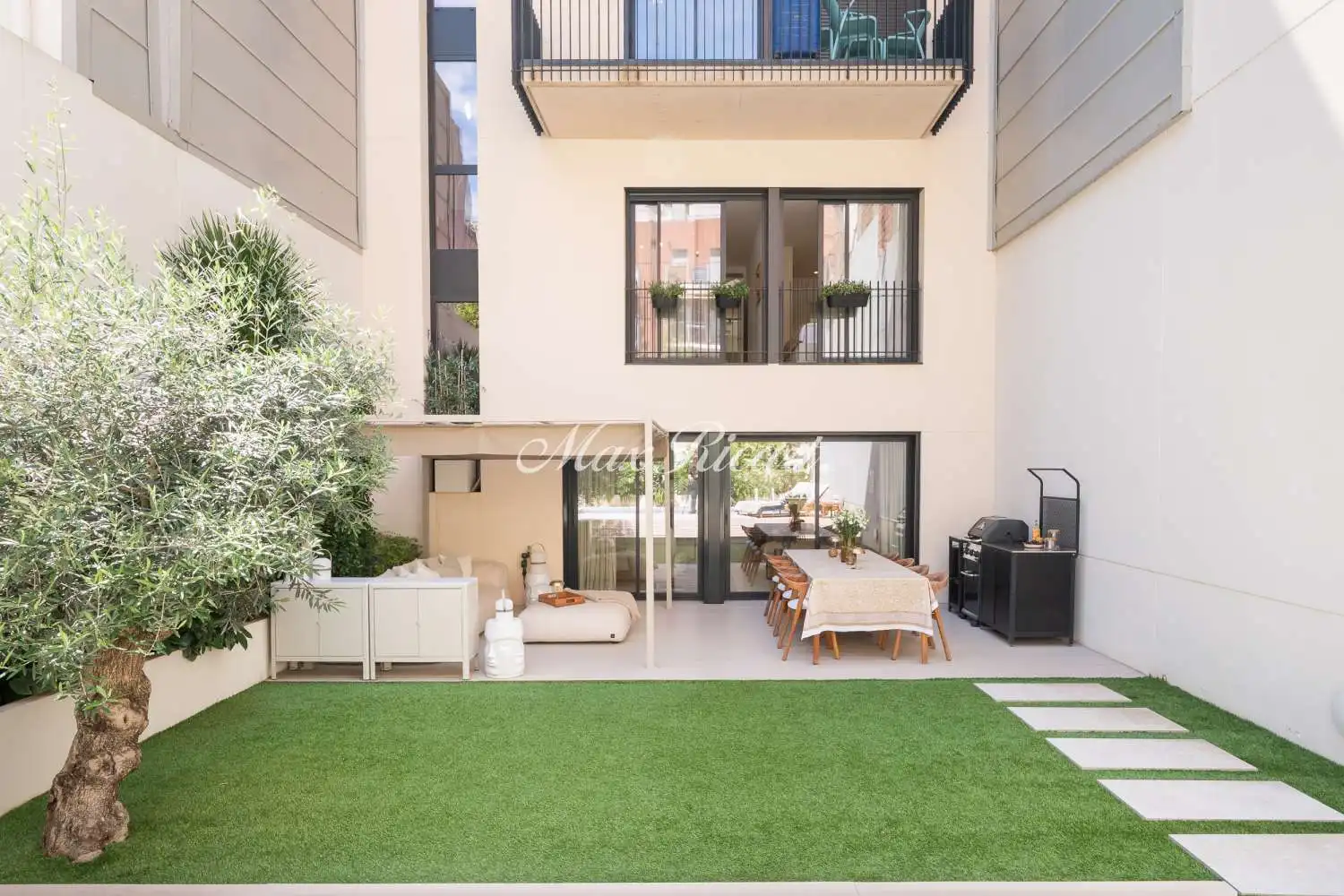 Terrace of Flat for sale in Barcelona  with Air Conditioner, Terrace and Swimming Pool