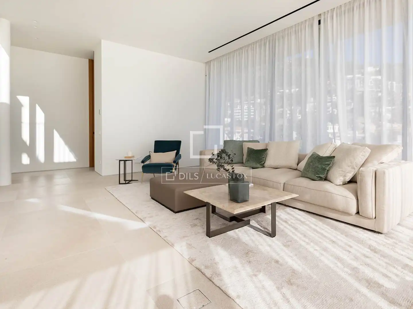 Living room of Houses for sale in Calvià  with Air Conditioner, Private garden and Terrace
