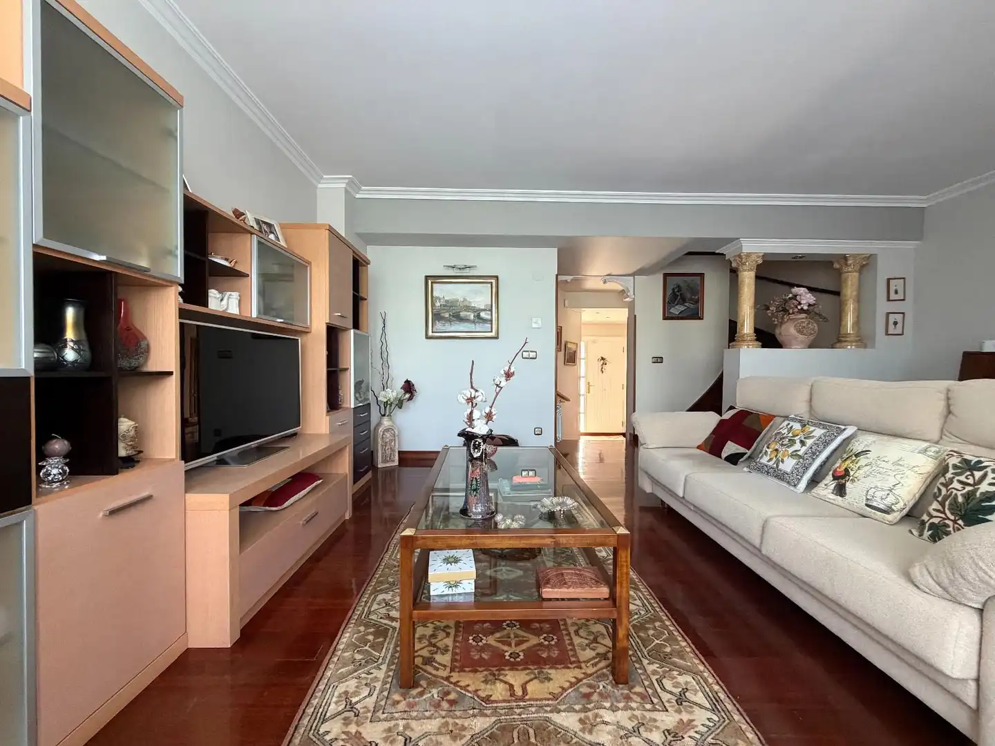 Sala de estar de Casa adosada en venta en Lasarte-Oria con Calefacción, Jardín privado y Parquet