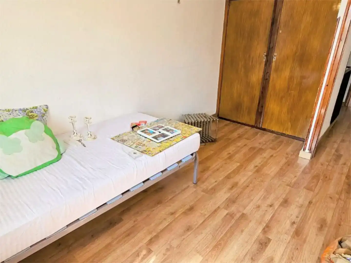 Dormitori de Pis en venda en Riaza amb Balcó
