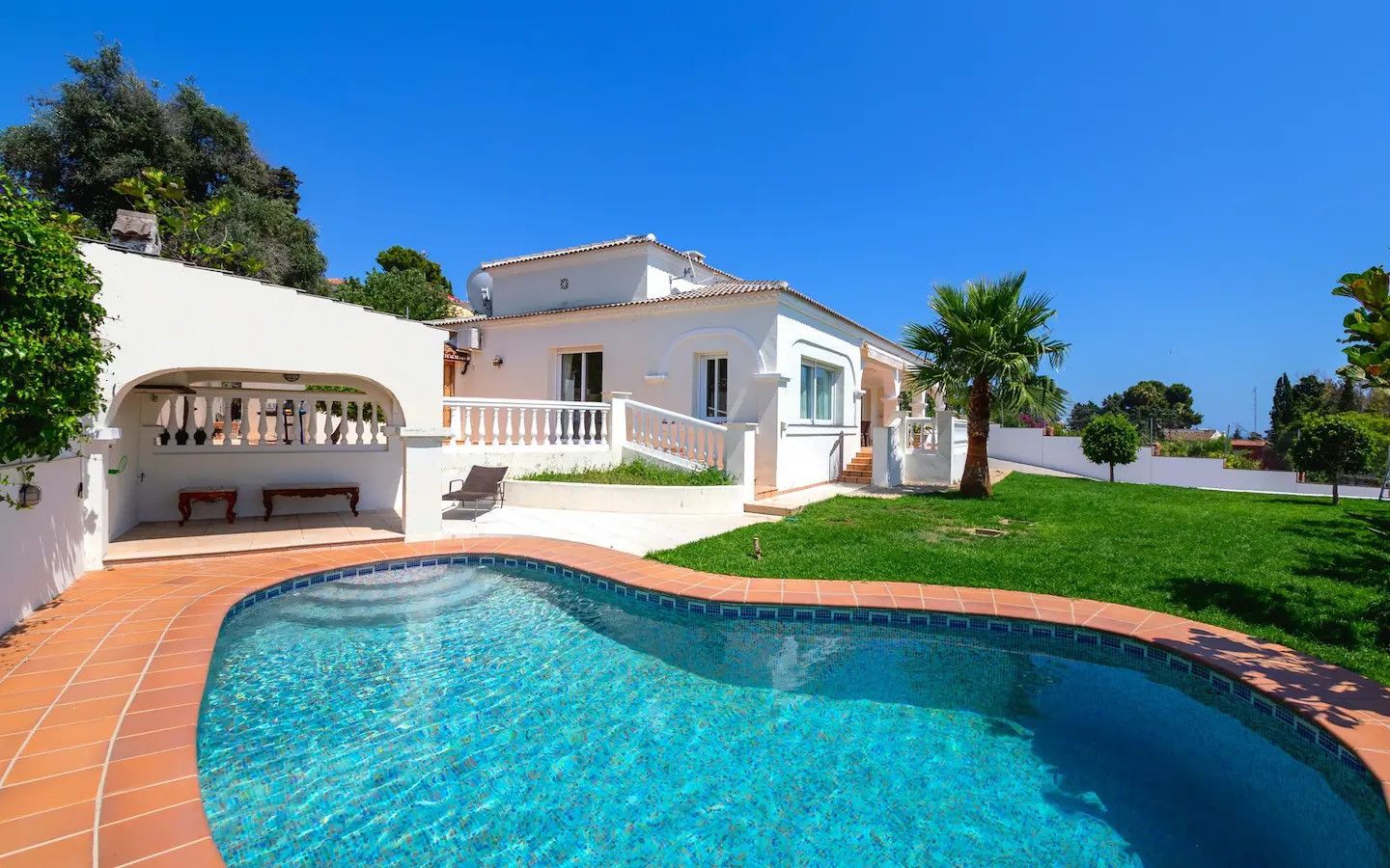 Exterior view of House or chalet to rent in Marbella  with Air Conditioner, Heating and Private garden