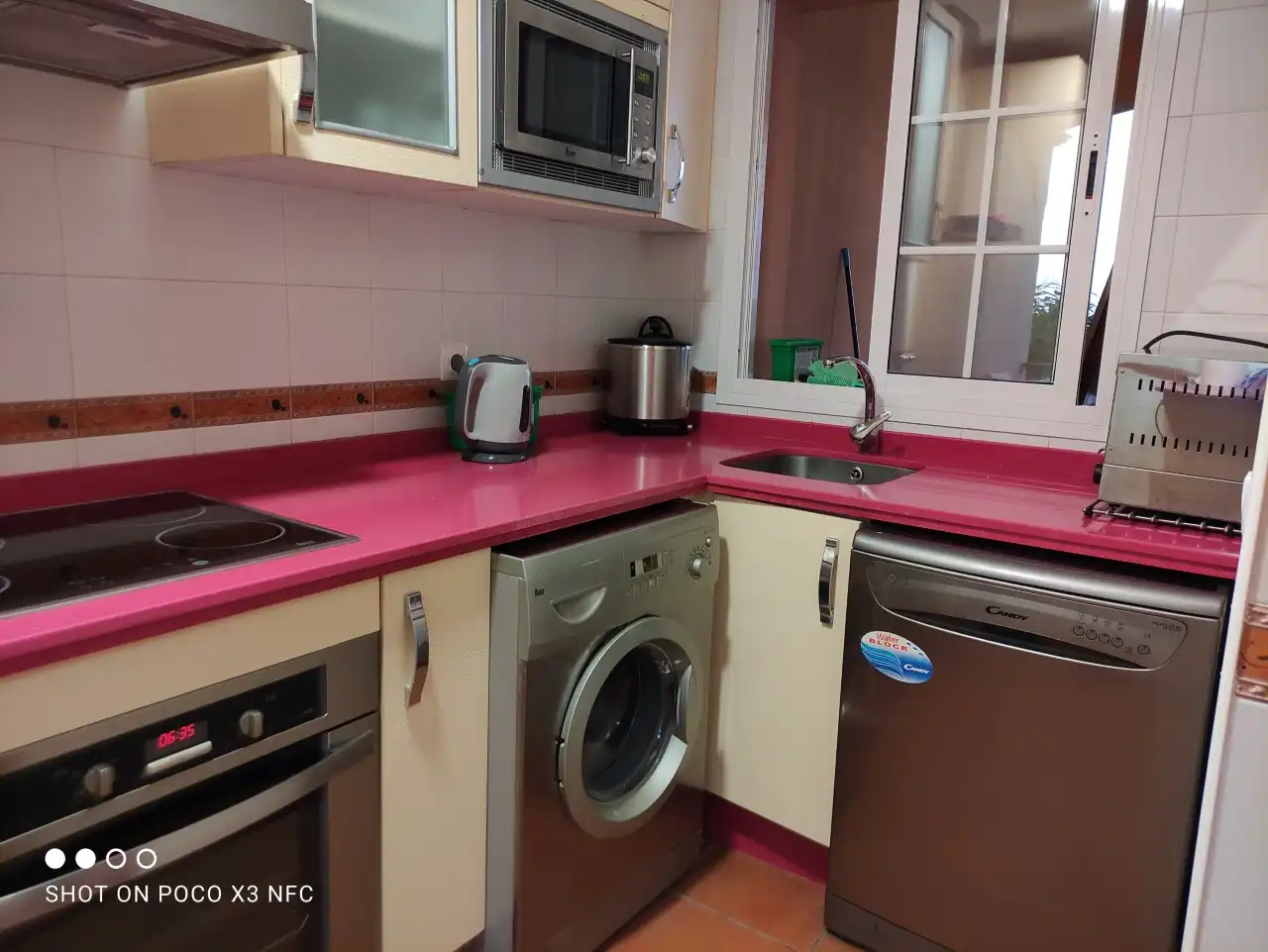 Wohnung zur Miete in Calle Juan de Acurio, 709, Martín Miguel