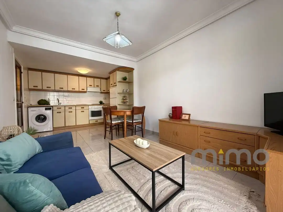 Living room of Flat for sale in Errenteria  with Storage room and Balcony