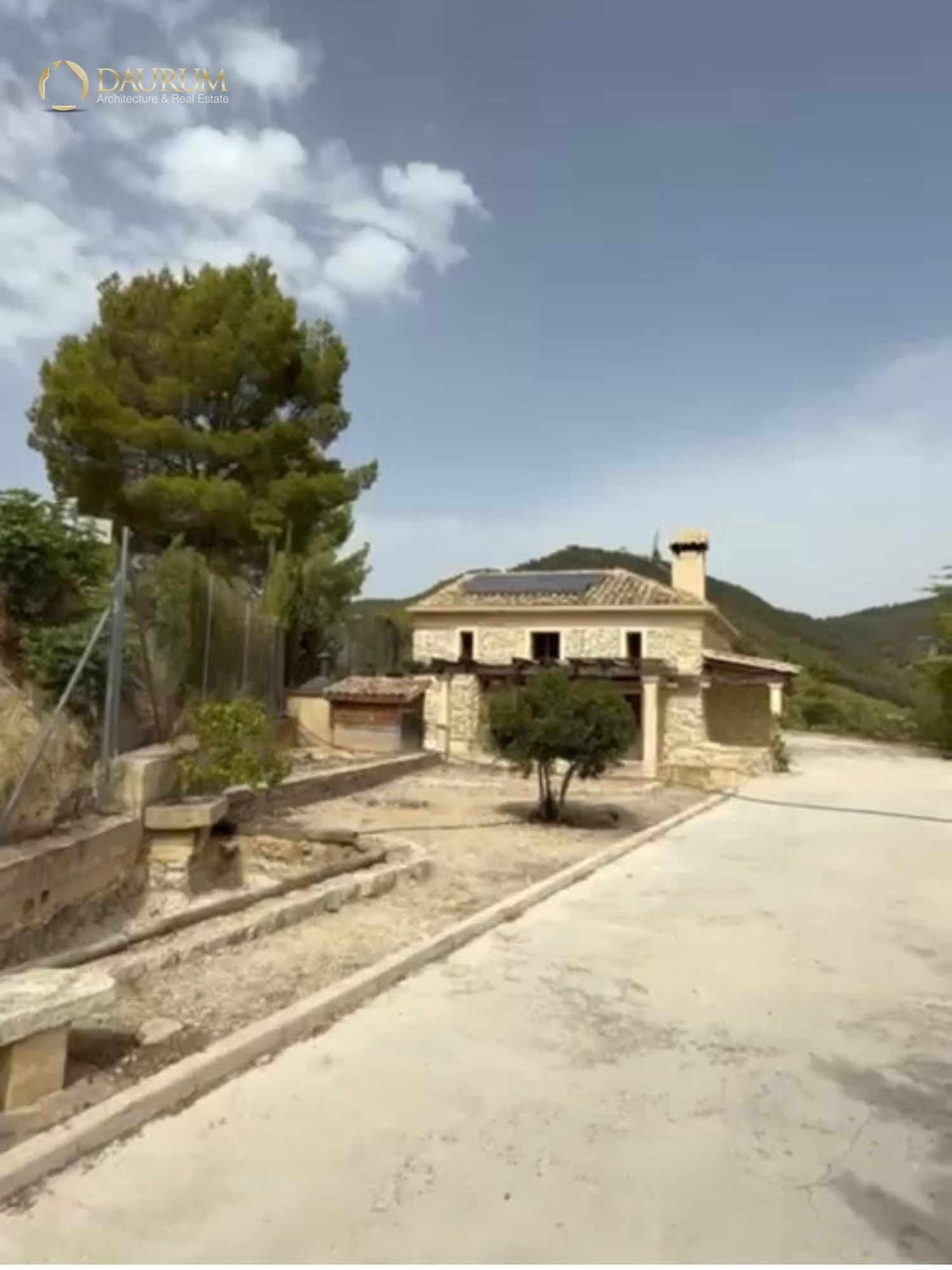Vista exterior de Casa o xalet en venda en Relleu amb Calefacció, Terrassa i Traster