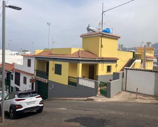 Vista exterior de Edifici en venda en Santa Úrsula