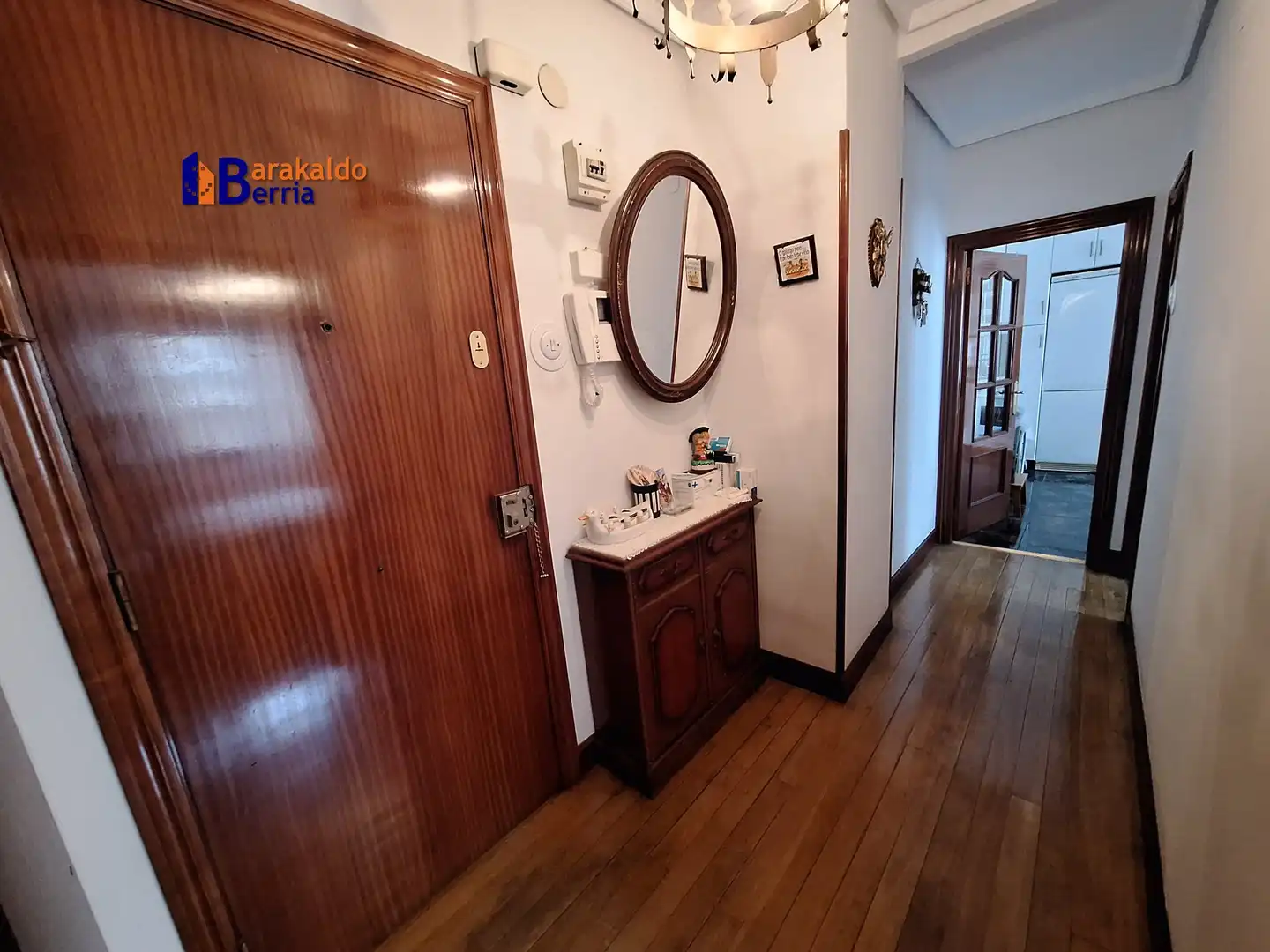 Piso en venta en Barakaldo  con Trastero, Amueblado y Balcón