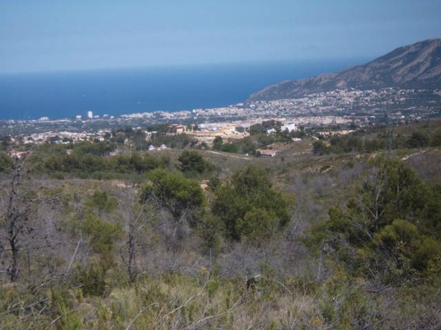 Terreno en Venta en Carrer Serra de Mariola, 1 en Montebello - Nou Espai