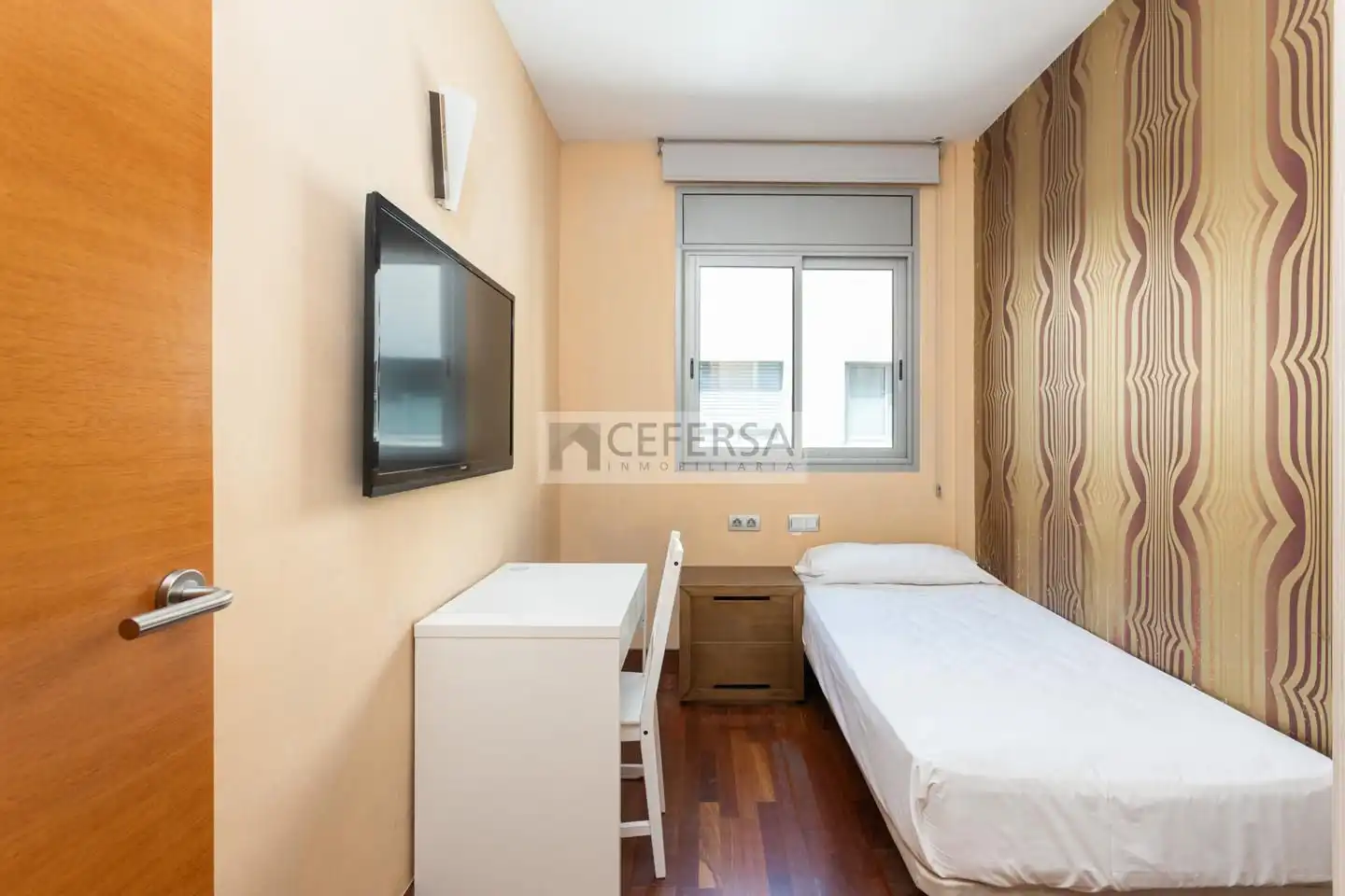 Schlafzimmer von Wohnung zum Verkauf in Barcelona mit Klimaanlage, Parkett und Terrasse