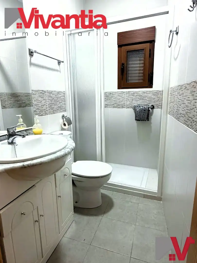 Badezimmer von Einfamilien-Reihenhaus zum Verkauf in Vélez-Rubio mit Abstellraum und Möbliert