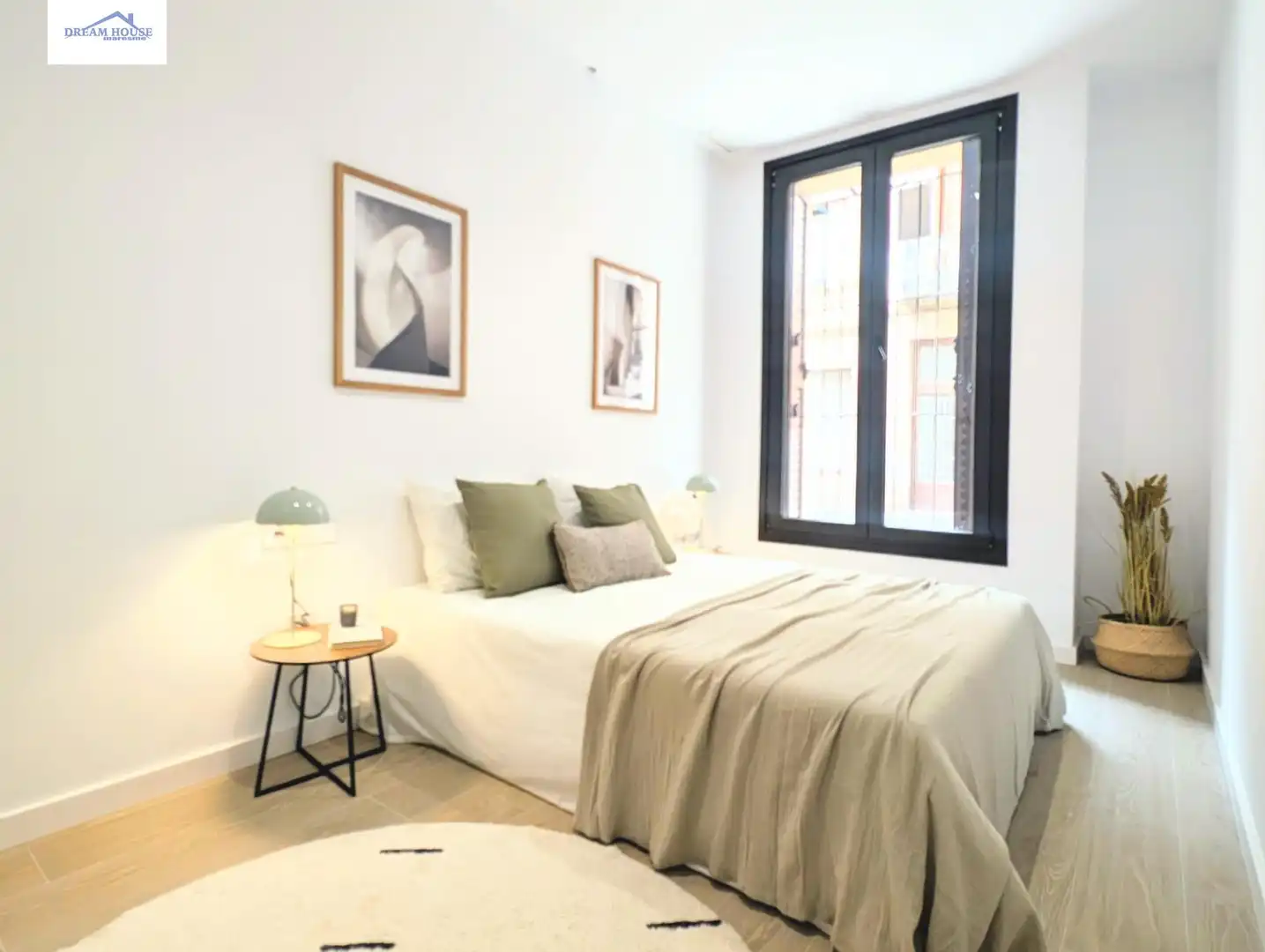 Habitación de Planta baja en venta en Mataró con Aire acondicionado, Calefacción y Terraza