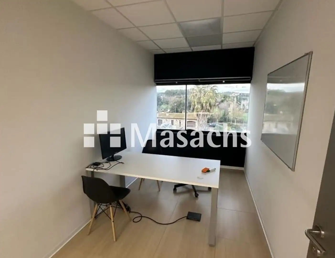Oficina de alquiler en Girona