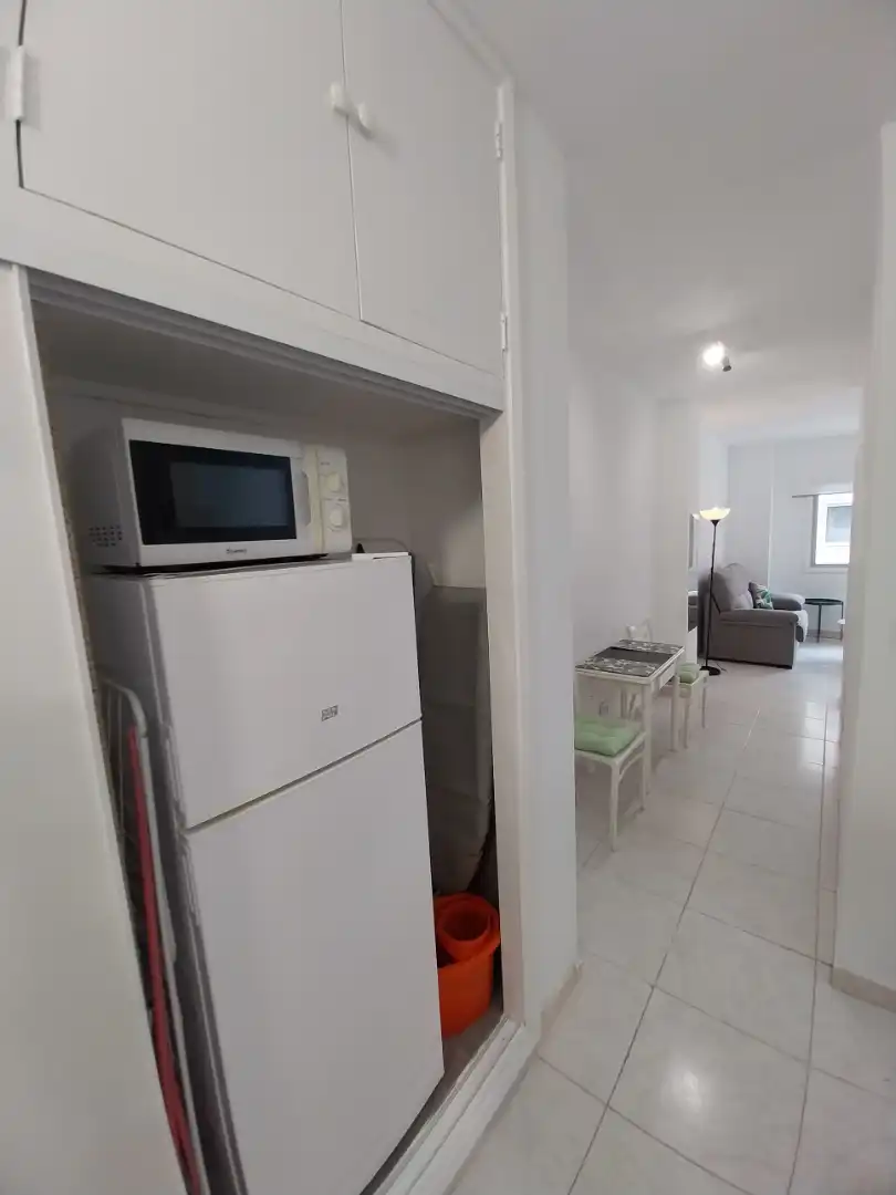 Küche von Wohnungen zur Miete in Las Palmas de Gran Canaria mit Möbliert, Ofen und Waschmaschine