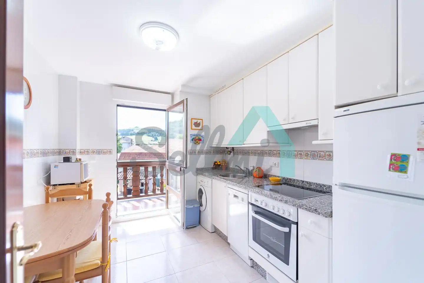 Kitchen of Flat for sale in Cangas de Onís  with Heating and Terrace