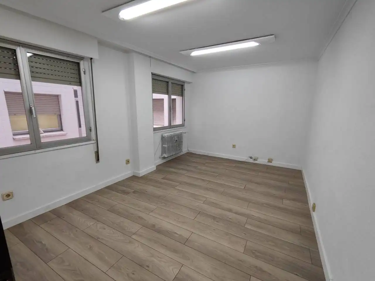 Local comercial en venta en Calle SANTA CLARA