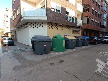 Locale commerciale in vendita a Organista Coscollano