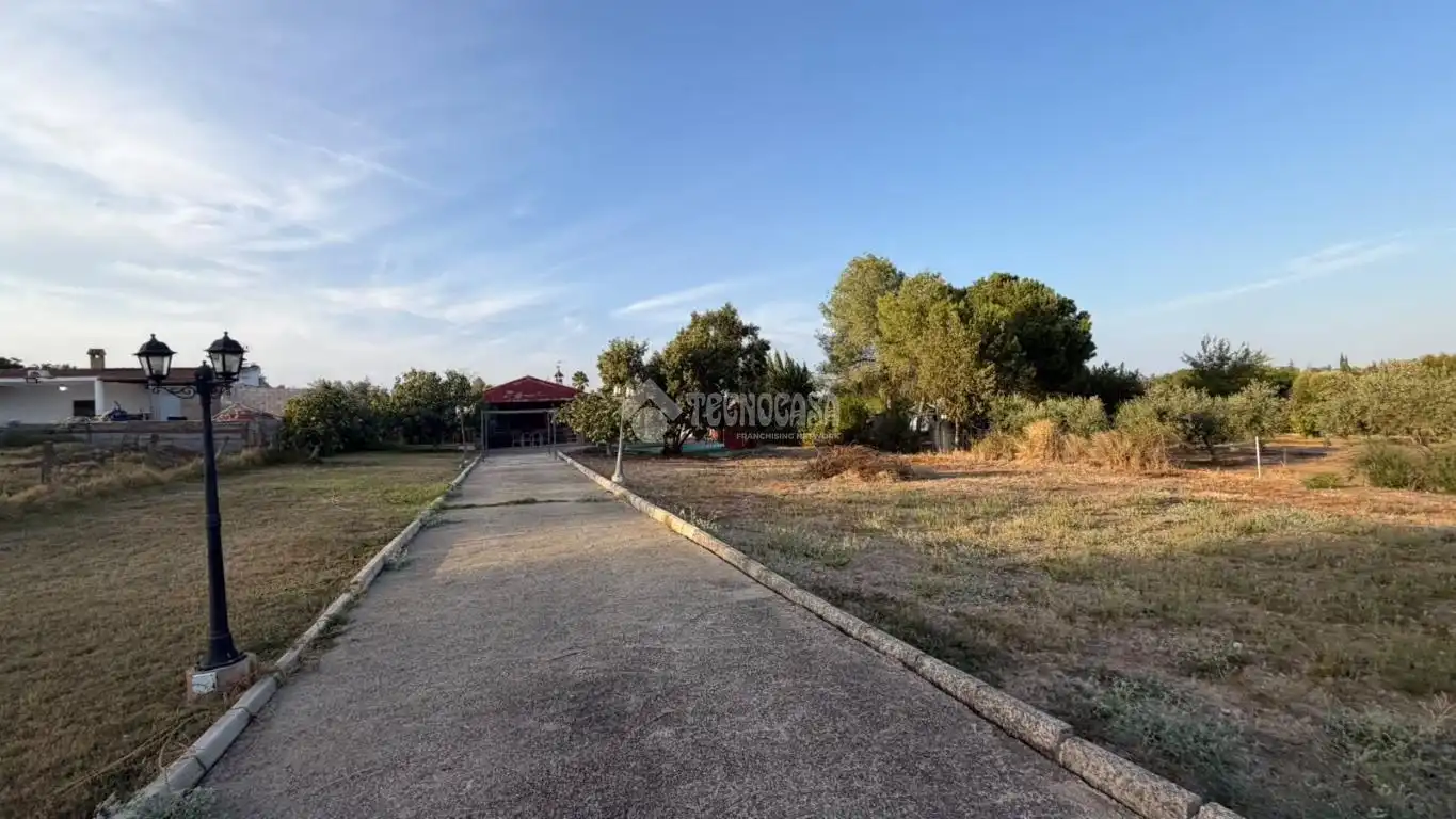 Haus zum Verkauf in Sanlúcar la Mayor, imagen 2