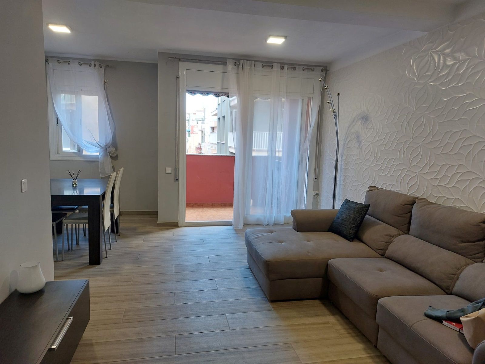 Living room of Flat to rent in Sabadell  with Terrace, Furnished and Balcony