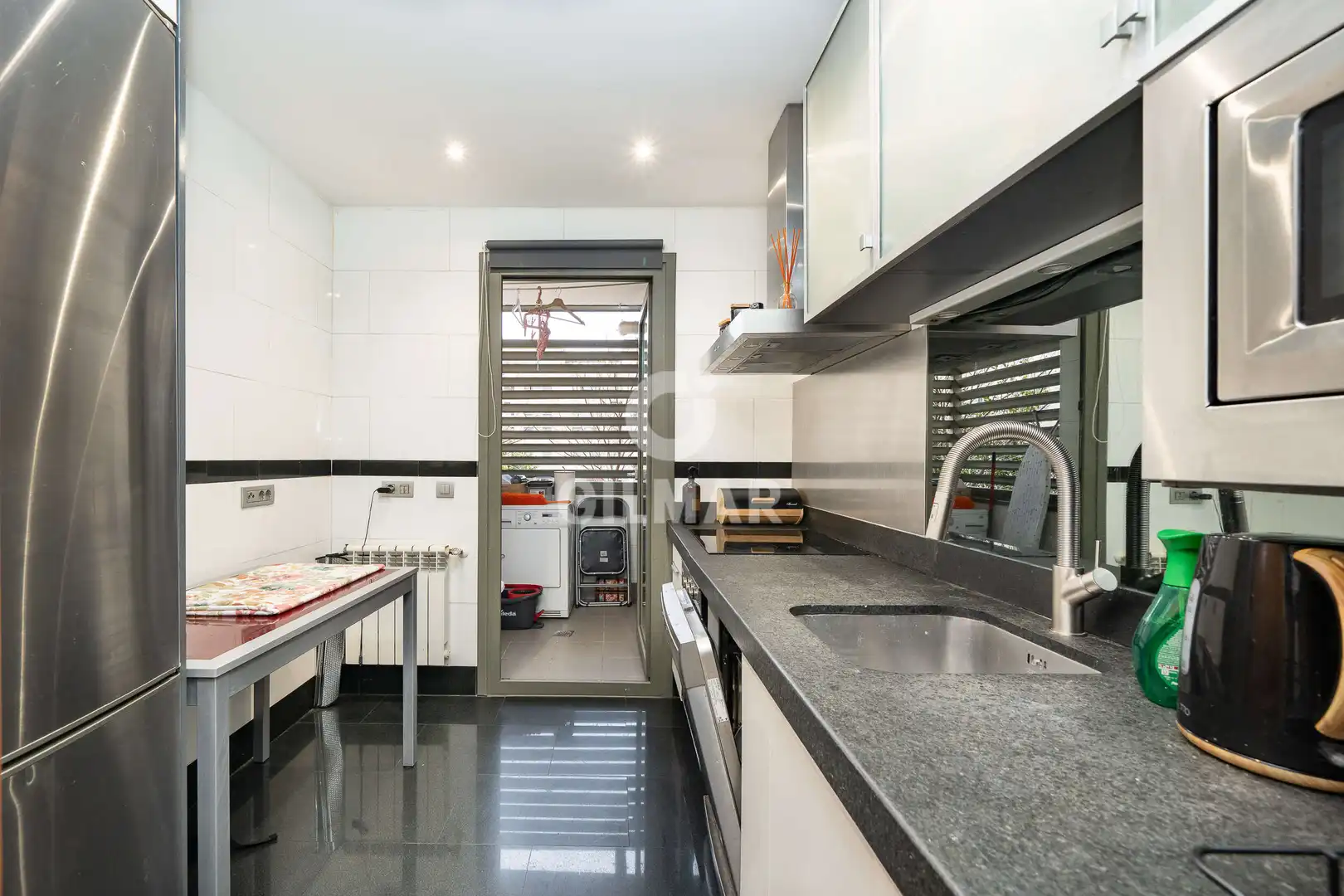 Kitchen of Flat for sale in Madrid  with Heating, Private garden and Storage room