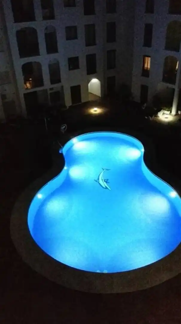 Piscina de Apartament en venda en Manilva amb Aire condicionat, Terrassa i Moblat