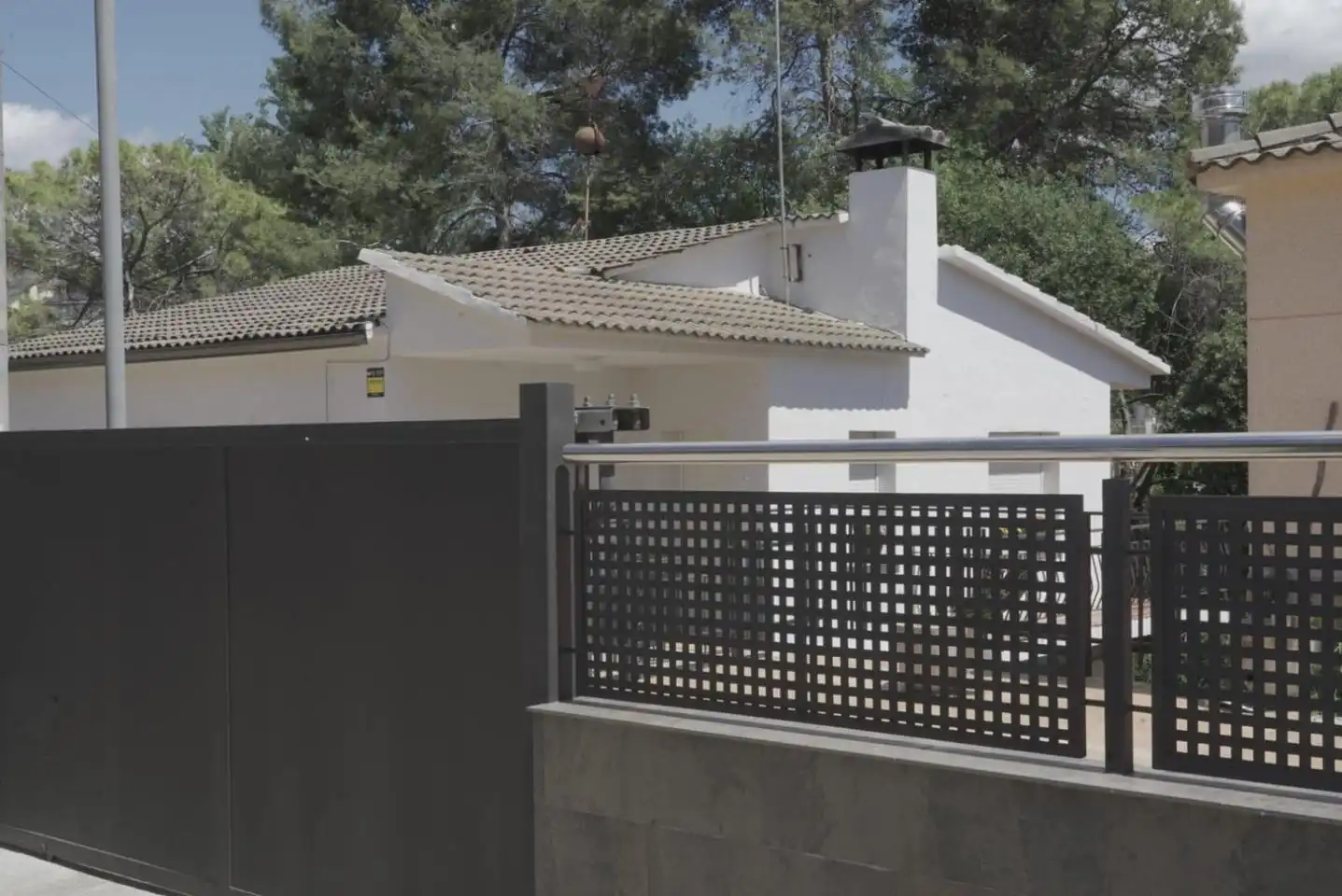 Vista exterior de Casa o chalet en venta en Lliçà d'Amunt con Aire acondicionado y Terraza