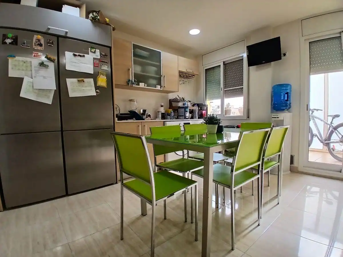 Cocina de Piso en venta en Deltebre con Terraza, Amueblado y Balcón