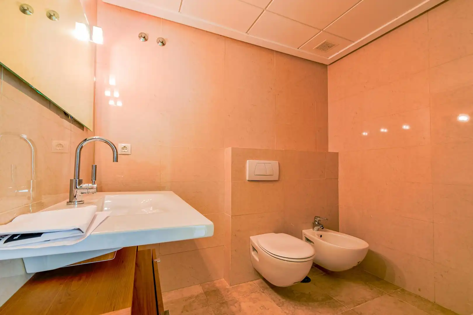 Baño de Piso en venta en Altea con Aire acondicionado, Terraza y Piscina