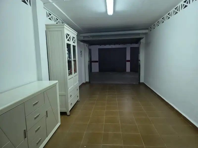 Garage zum Verkauf in Cullera