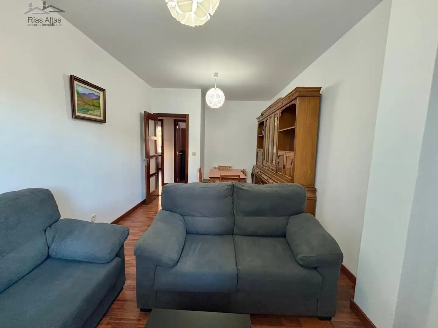 Sala d'estar de Pis de lloguer en A Coruña Capital  amb Calefacció i Moblat