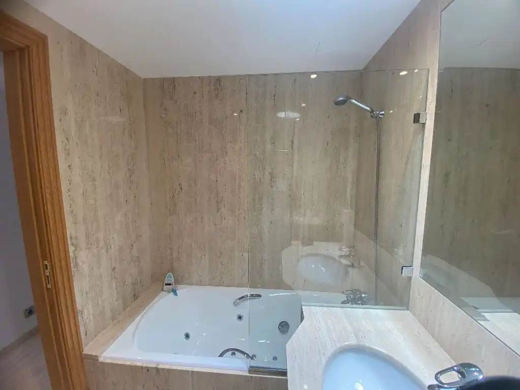 Baño de Ático en venta en Andratx con Terraza y Trastero