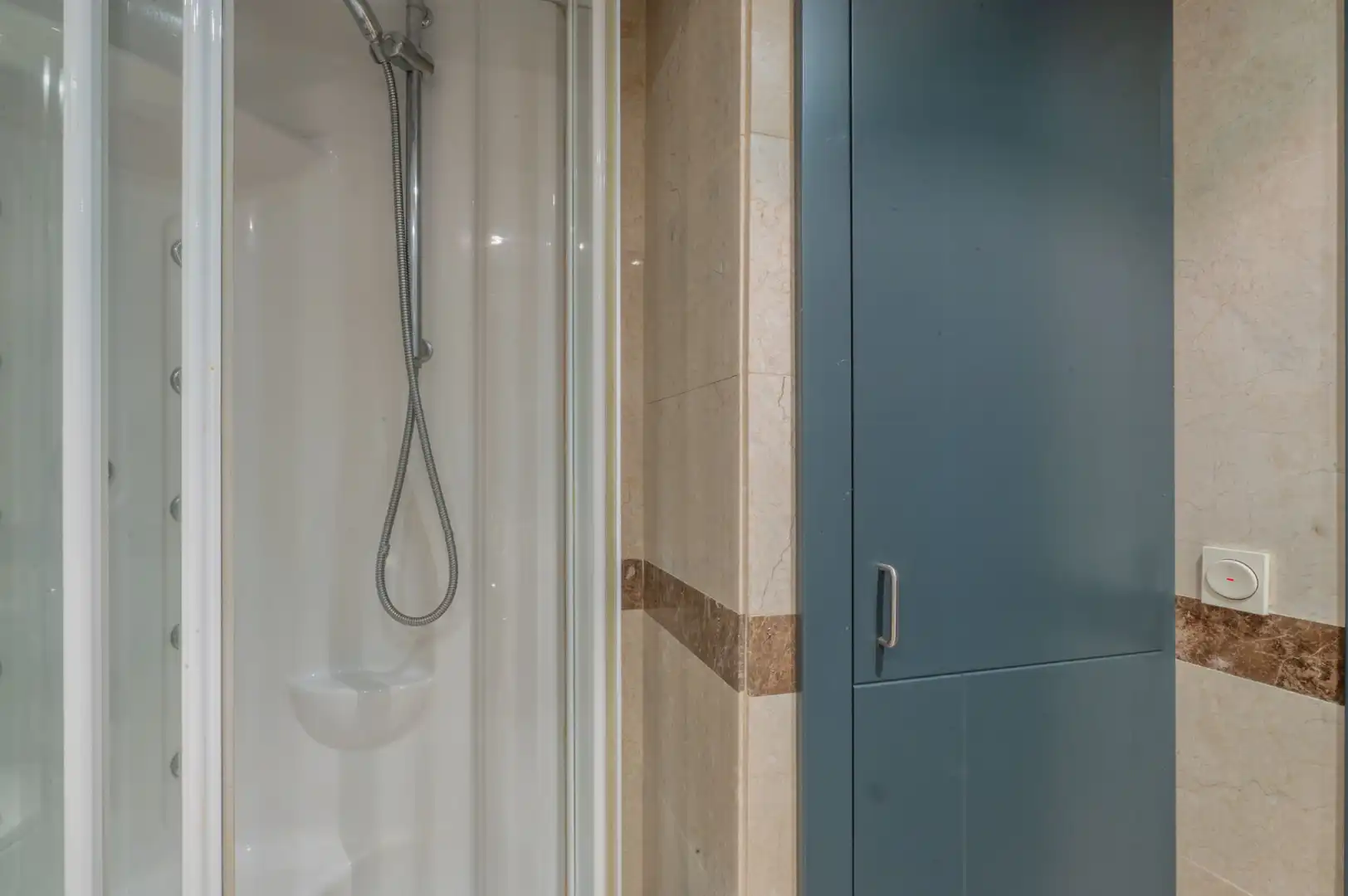 Baño de Oficina en venta en Alcorcón con Aire acondicionado, Calefacción y Trastero