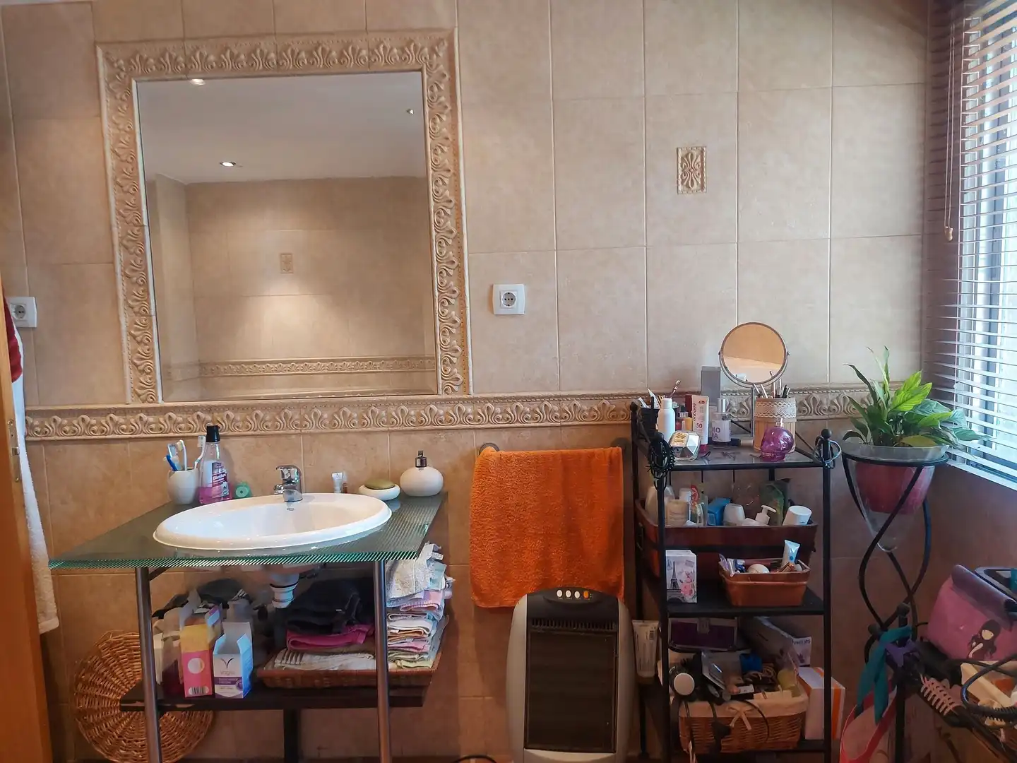 Baño de Casa o chalet en venta en Navas del Rey con Aire acondicionado, Calefacción y Jardín privado