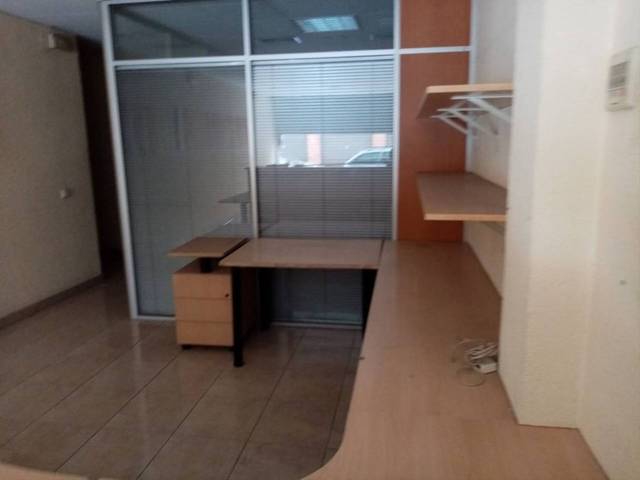 Local comercial en Venta en Carrer Figueres, 17 en Granollers Nord