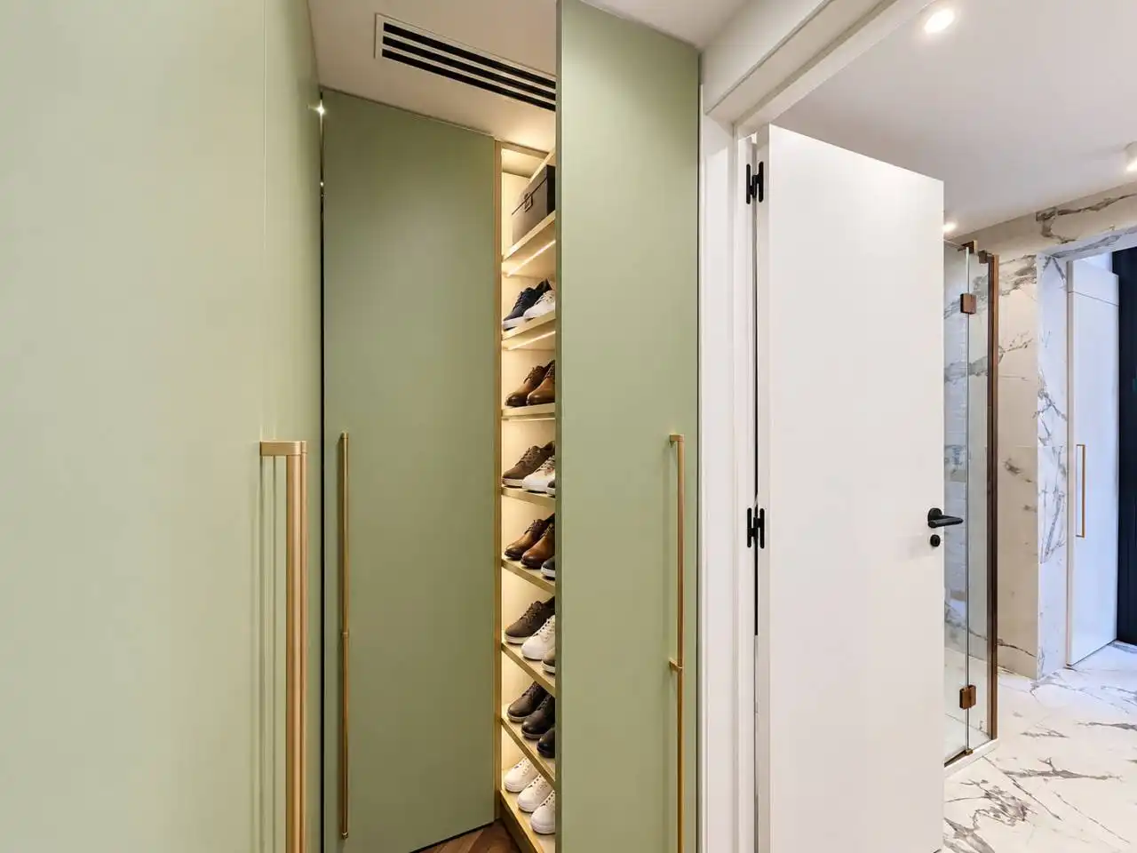 Flat for sale in Barcelona  with Air Conditioner, Heating and Parquet flooring